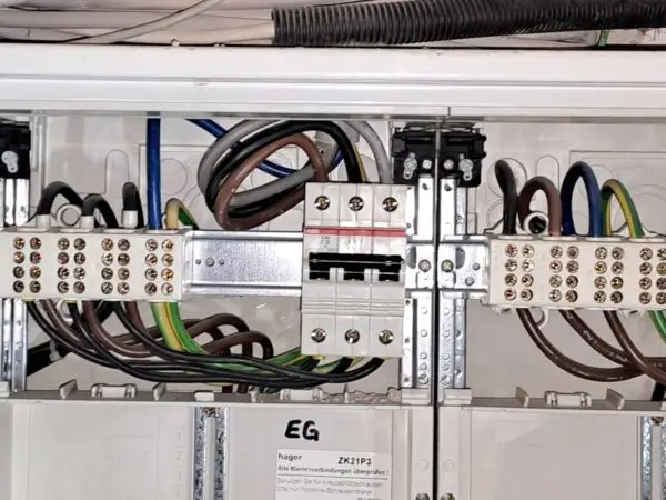 Netzgekoppelte PV-Anlage Komplettset 20 kWp & montagesystem – Bild 11